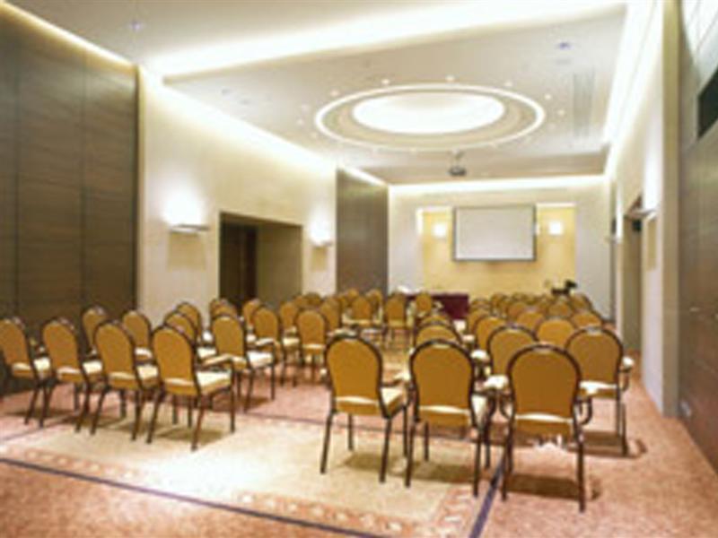 รามาดา พลาซา บาย วินด์แฮม เบรุต ราอูเช Hotel ภายนอก รูปภาพ