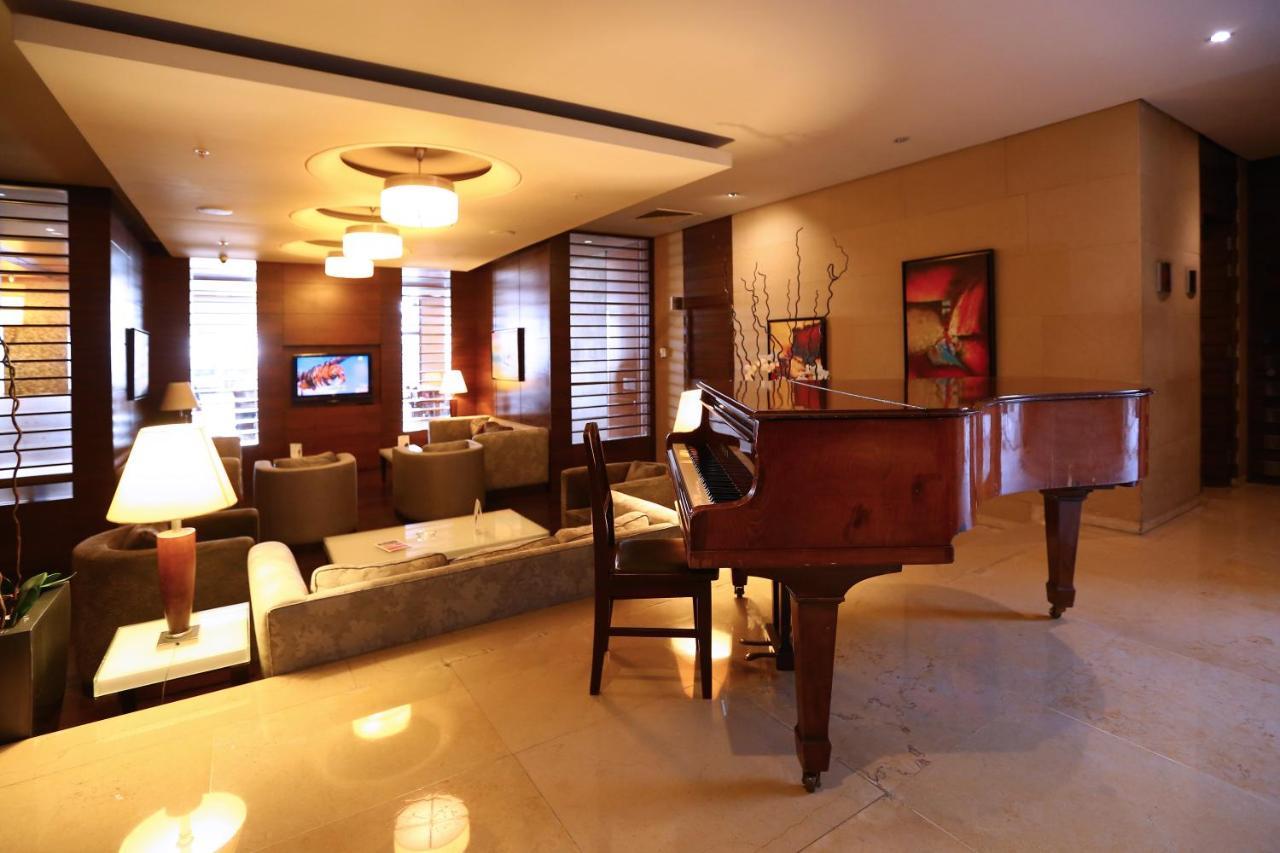 รามาดา พลาซา บาย วินด์แฮม เบรุต ราอูเช Hotel ภายนอก รูปภาพ